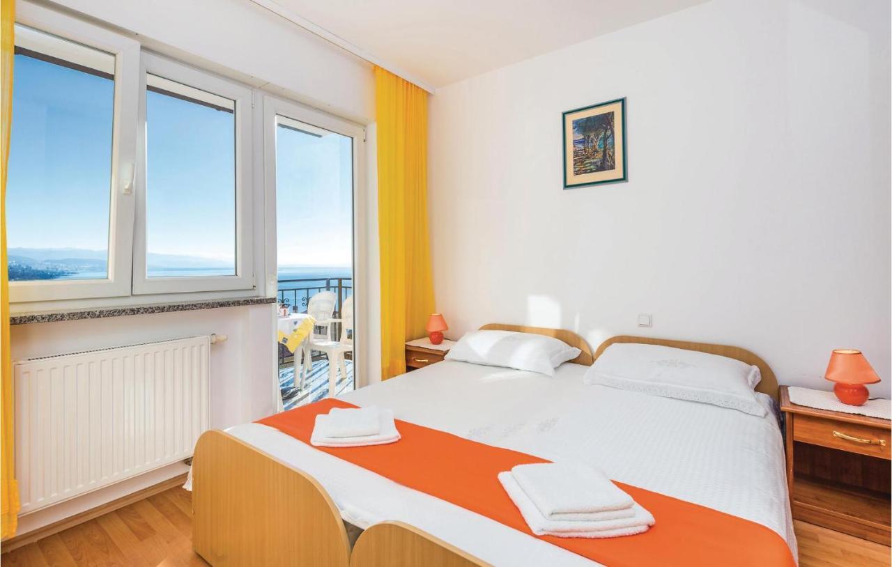 Nice Apartment In Volosko With Kitchen Luaran gambar