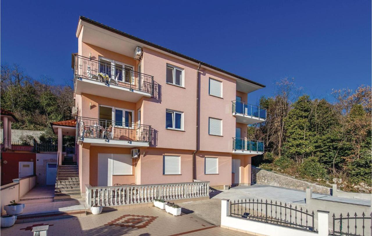 Nice Apartment In Volosko With Kitchen Luaran gambar